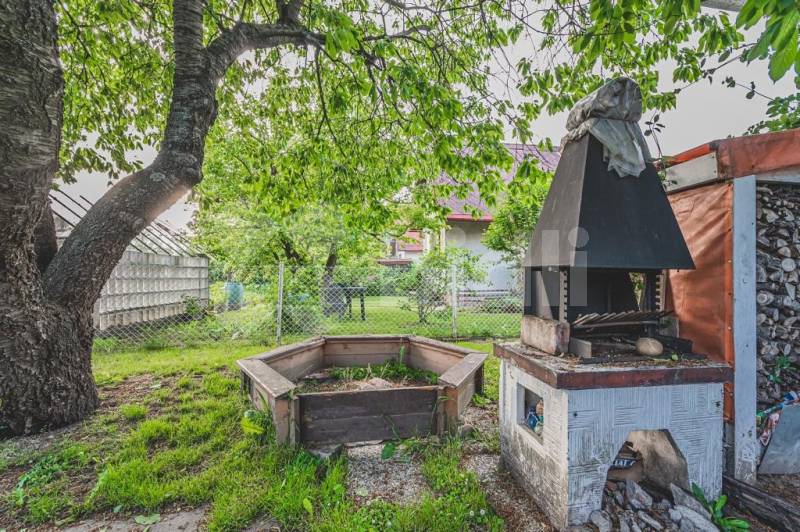 Prodej chaty v žádané lokalitě Třebeš, Hradec Králové