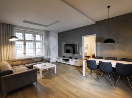 Pronájem bytu, 4+kk, 107 m²