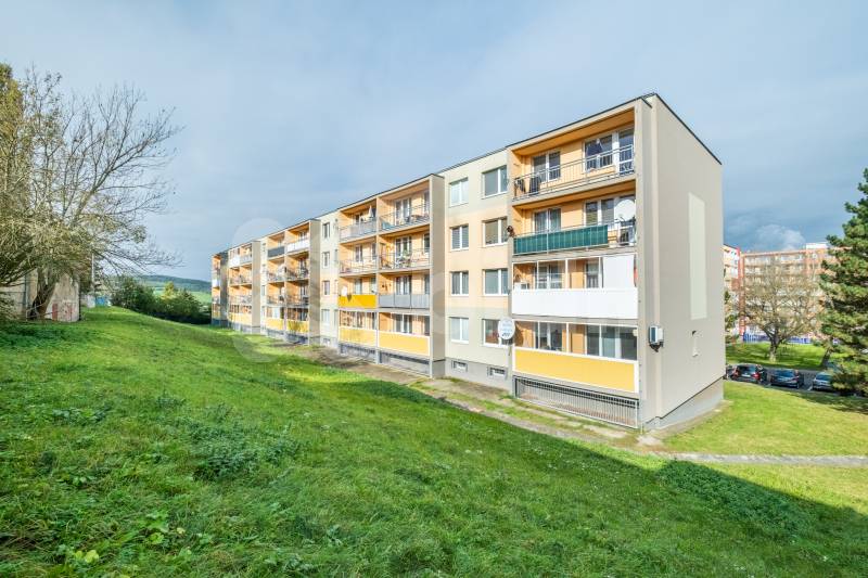 Prodej bytu 4+1/L 82 m2, Čapkova ulice, Bílina