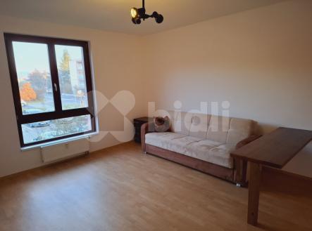 Pronájem bytu, 1+kk, 32 m²