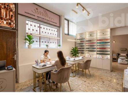 Prodej obchodní prostor, 100 m²