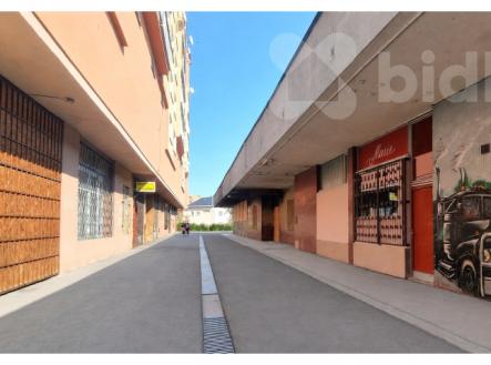 Prodej obchodní prostory, 100 m²