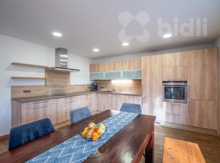 Prodej domu/vily, 300 m²