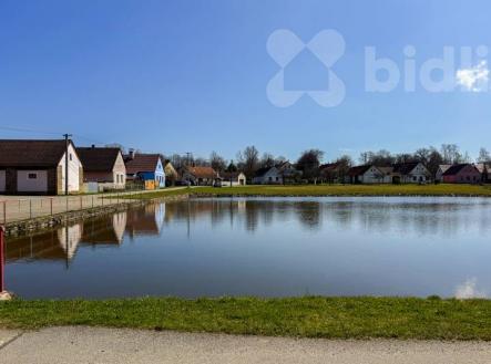 Prodej pozemku pro bydlení, 1 374 m²