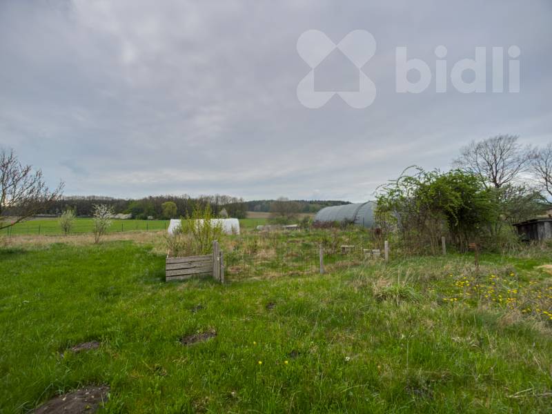 RD 121 m2, pozemek 4485 m2 s možností výstavby