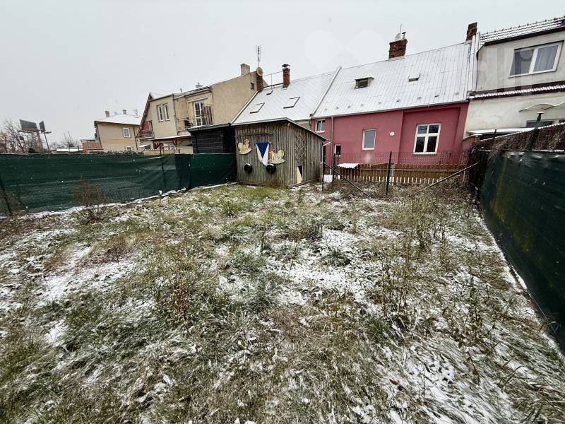 Rodinný dům 4+1, se zahrádkou, Olomouc - Hodolany