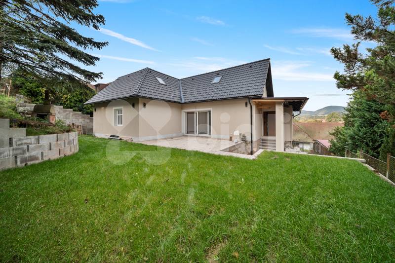 Prodej rodinného domu v Meziměstí - Alpská Víska, klid u lesa