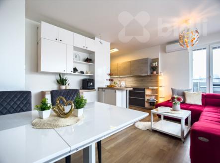 Prodej bytu, jiný, 144 m²
