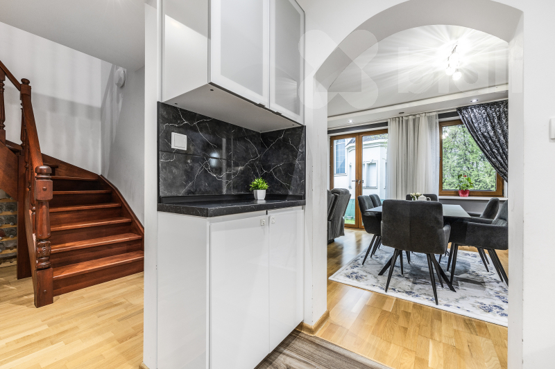Prodej novostavby RD, 5+1/Terasa,Garáž, 160m2, pozemek 591m2, Jeneč, ul. Unhošťská