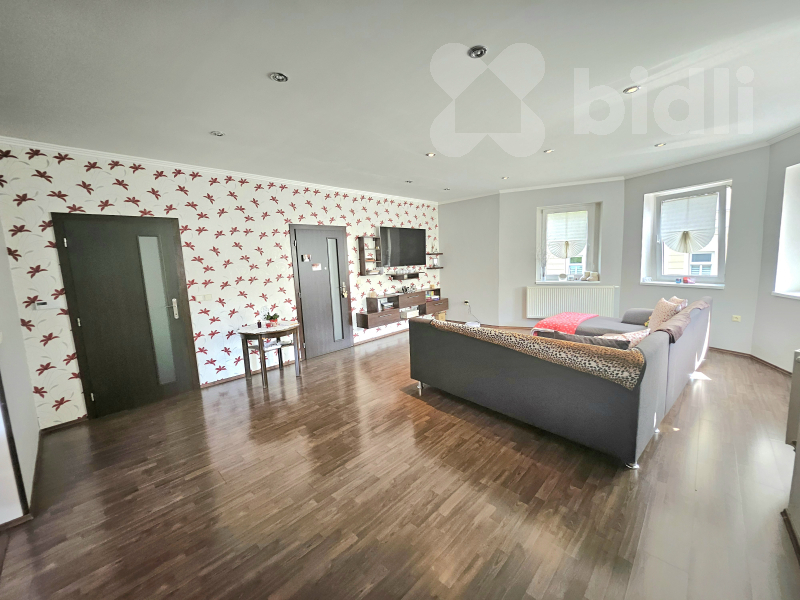 Prodej rodinného domu 240 m2, pozemek 705m2,  Hrob - Mlýny.