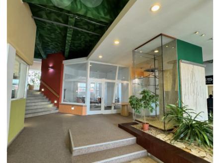 Pronájem - obchodní prostor, 70 m²