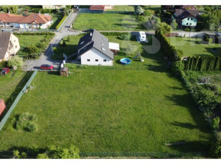 Prodej pozemku pro bydlení, 1 532 m²