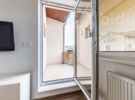 Pronájem bytu, 1+kk, 30 m²