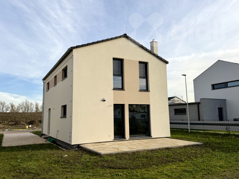 Prodej novostavby rodinného domu 6+kk, 108 m2,  pozemek 376 m2, Pardubice - Doubravice