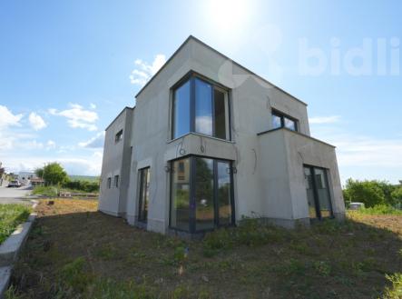 Prodej - dům/vila, 195 m²
