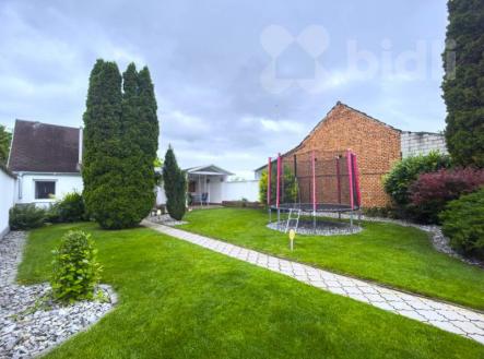 Prodej - dům/vila, 260 m²