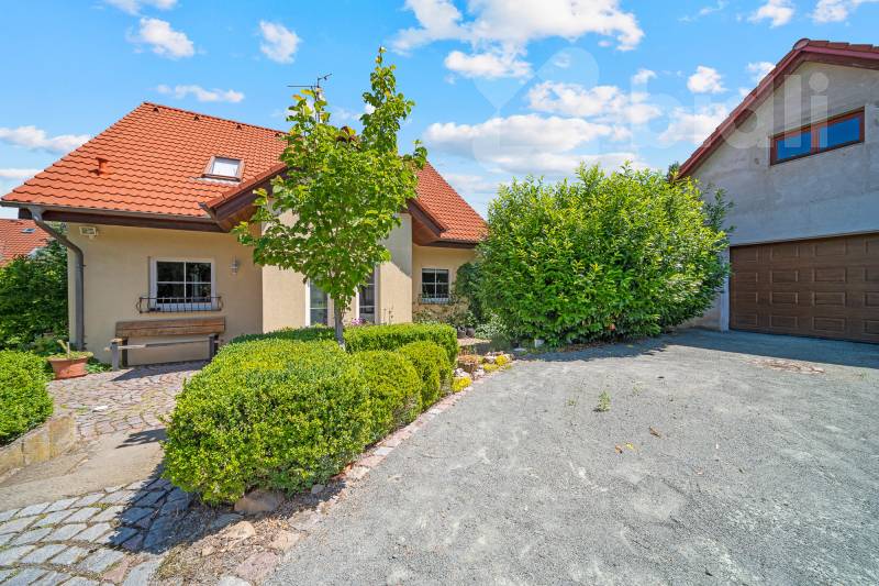 Prodej RD 6+1 se zahradou 1152m2 - Skalice