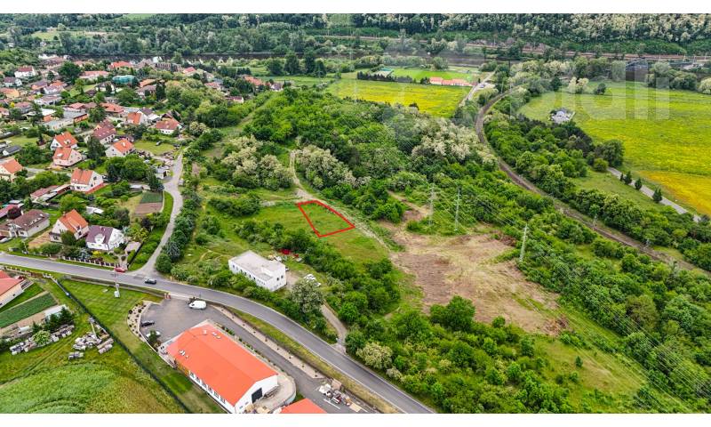 Prodej stavebního pozemku 827 m2, Chvatěruby u Kralup nad Vltavou