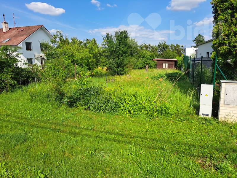 Prodej stavebního pozemku 793 m2, Brno Přízřenice. ul. Moravanské lány