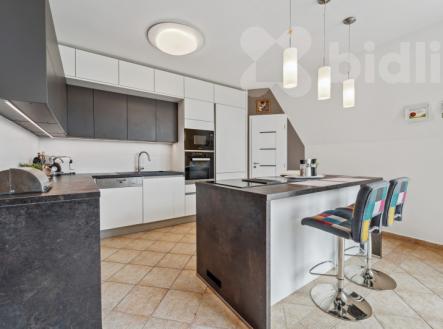 Prodej bytu, 3+kk, 158 m²