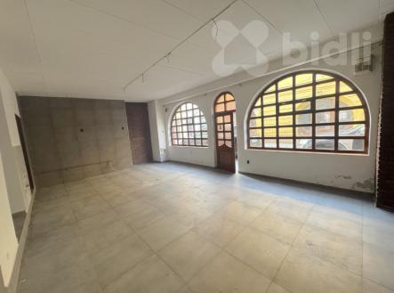Pronájem obchodní prostor, 107 m²
