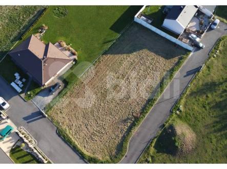 Prodej pozemku pro bydlení, 1 216 m²