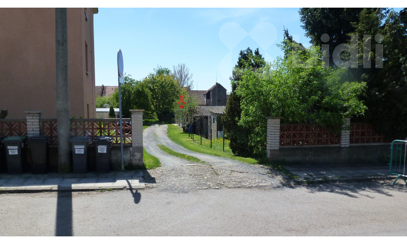 Prodej garáže, 19 m2, OV, Kněževes, ul. Štrosova