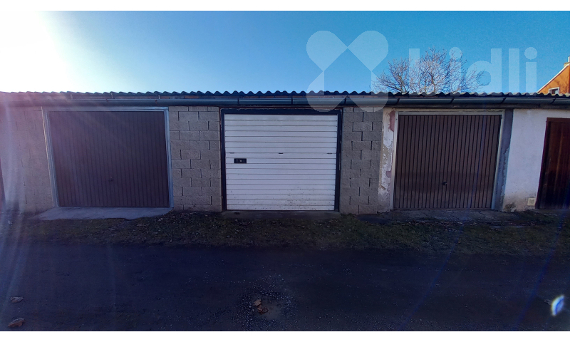 Prodej garáže, 19 m2, OV, Kněževes, ul. Štrosova