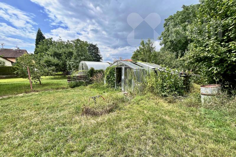 Pronájem zahrady 1066 m2, Křenovice