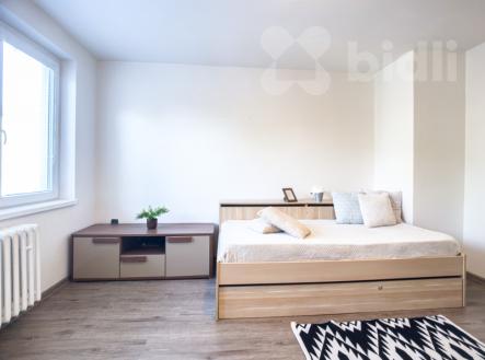 Prodej bytu 3+1/L, 75 m2, zahrada, parkování, Nučice, okr. Praha - západ