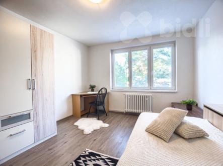 Prodej bytu 3+1/L, 75 m2, zahrada, parkování, Nučice, okr. Praha - západ