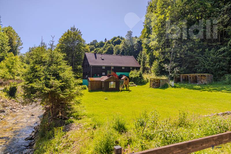 Prodej pensionu 513m2, pozemek 1681m2, Branná