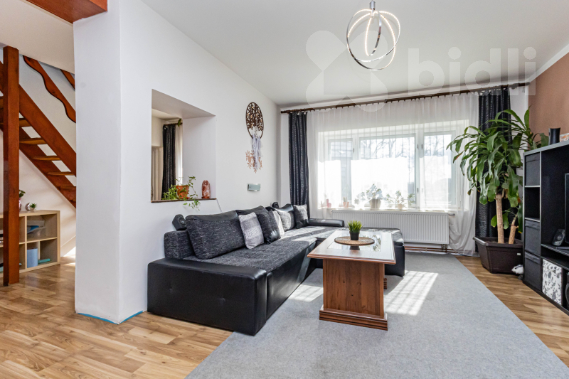 Prodej rodinného domu ve Šlapanicích u Brna - klidná lokalita, prostorné bydlení