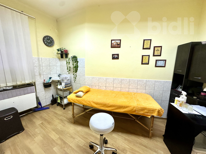 Pronájem, Obchodní prostor, 22m2 ulice Široké schody Chrudim