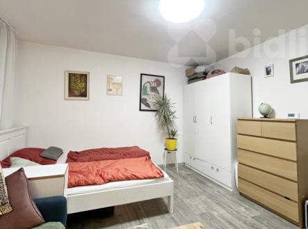 Pronájem bytu, 1+1, 40 m²