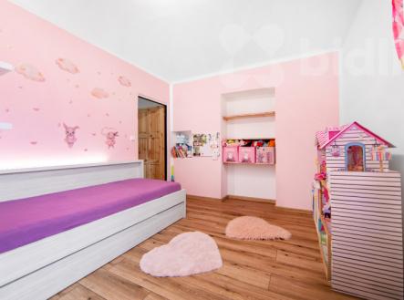 Nádherný byt 3+1 83 m2 se soukromou zahradou 69m2