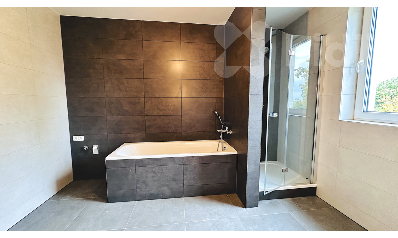 Prodej novostavby 4kk s garáží, 166 m2,  zahrada 212 m2, Velké Chvalovice