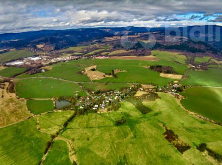Prodej pozemku pro bydlení, 2 082 m² obrázek