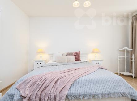 Pronájem bytu, 2+kk, 54 m²