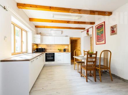 Prodej zemědělského objektu, 160 435 m²