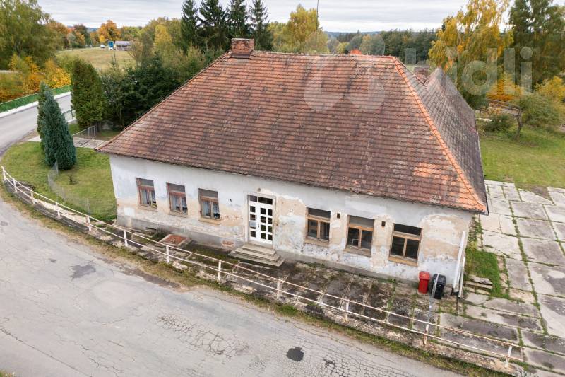 Prodej rodinného domu 3+1 cca 270 m2  - Leskovice