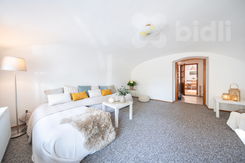 Pronájem bytu 1+1 v dvougeneračního RD, Beroun