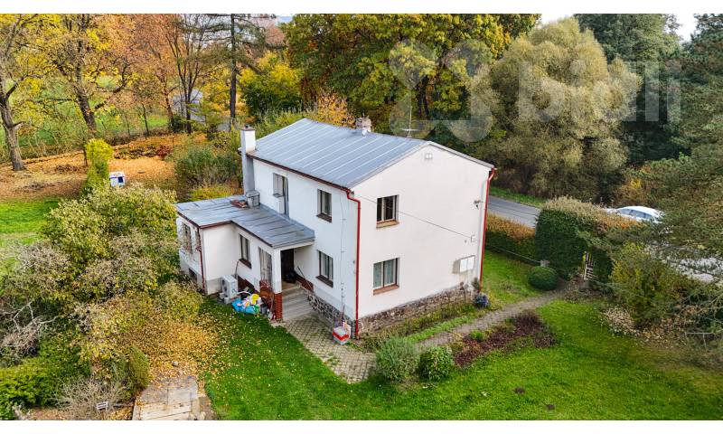 Exkluzivní prodej rodinný dům 6+1, pozemek 5633 m2, Kout na Šumavě