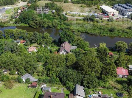 Prodej pozemku pro bydlení, 1 600 m²