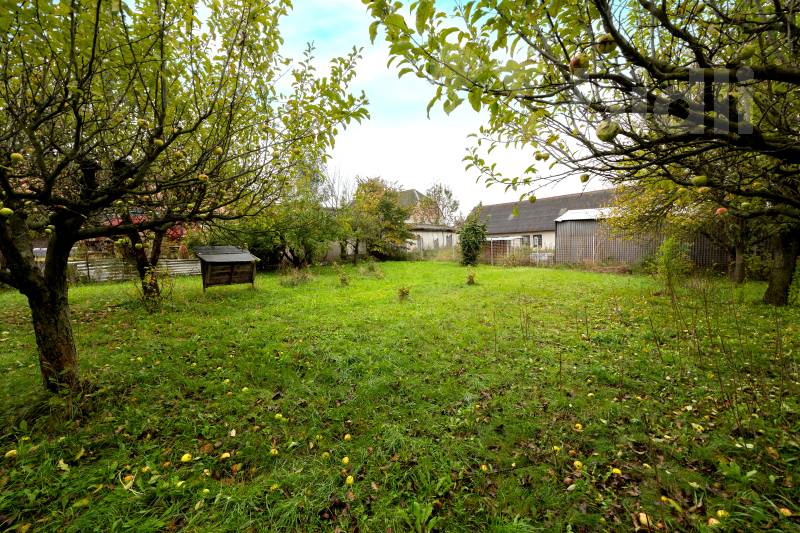 Prodej pozemku (1342 m²) v obci Maleč