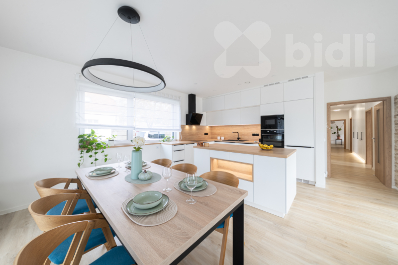 Prodej novostavby 5+kk s krásnou zahradou, Vysoký Újezd