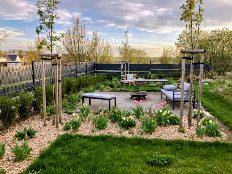 Prodej novostavby 5+kk s krásnou zahradou, Vysoký Újezd