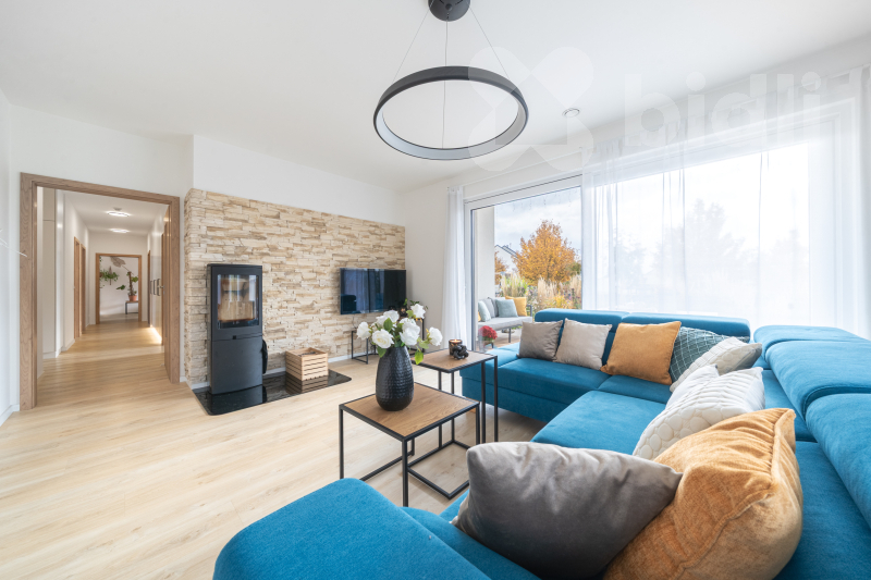 Prodej novostavby 5+kk s krásnou zahradou, Vysoký Újezd