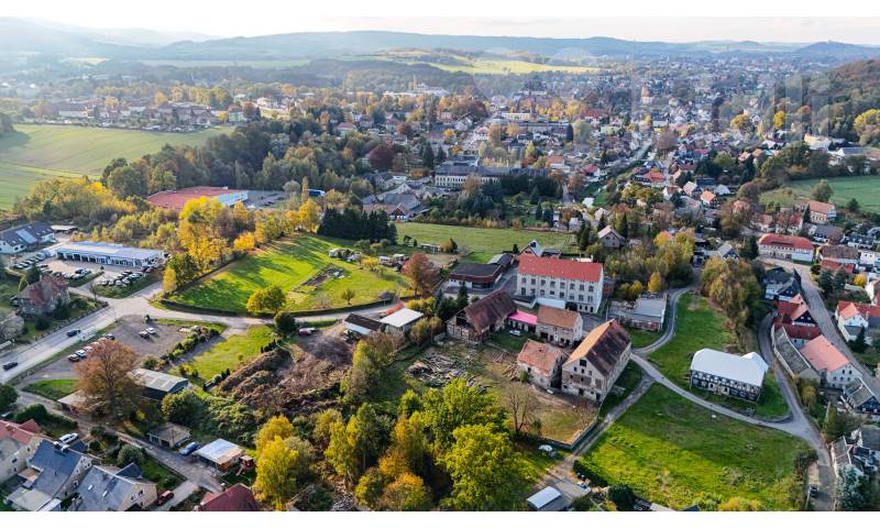 Prodej zemědělské usedlosti a pozemků u hranic s ČR v obci Gro&#7838;schönau