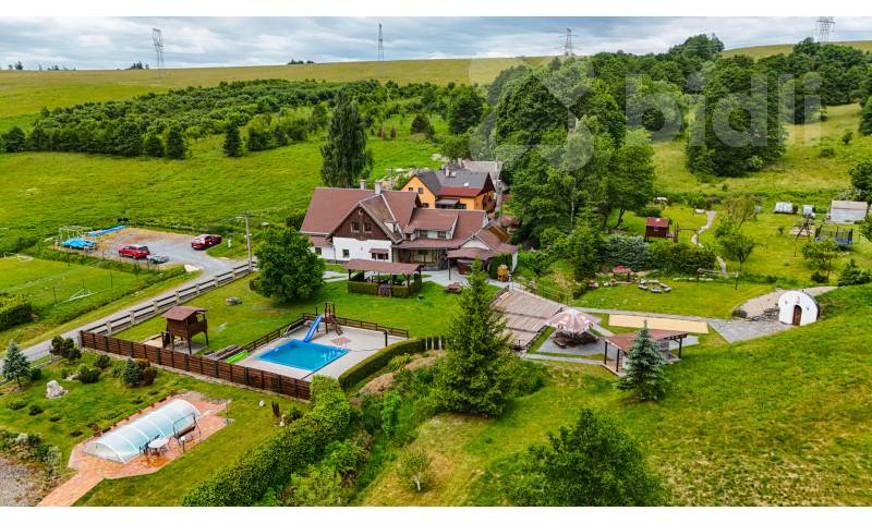 Prodej penzionu 300 m&#178;, pozemek 2372 m&#178; Ryžoviště